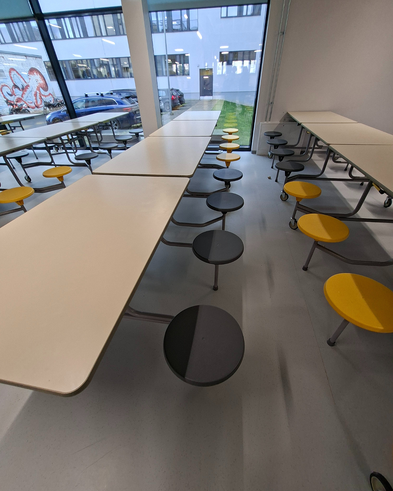 Koolisklate klastused