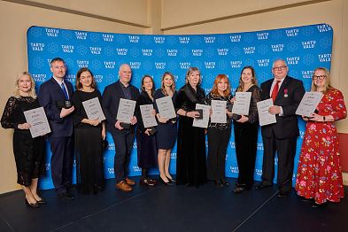 Ave J�rve ning Varje Kaarde p�lvisid Tartu valla valdkondlikud tunnustused