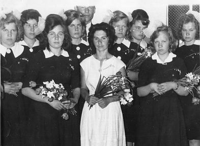 Kooli ajalugu Esimene lend Lahte kool